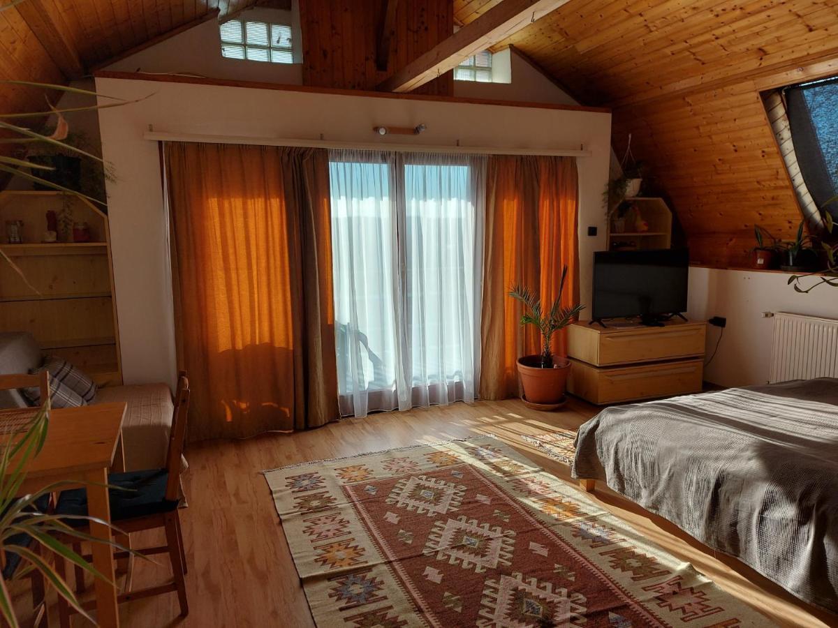 Attila-Apartman Budaoers Eksteriør bilde