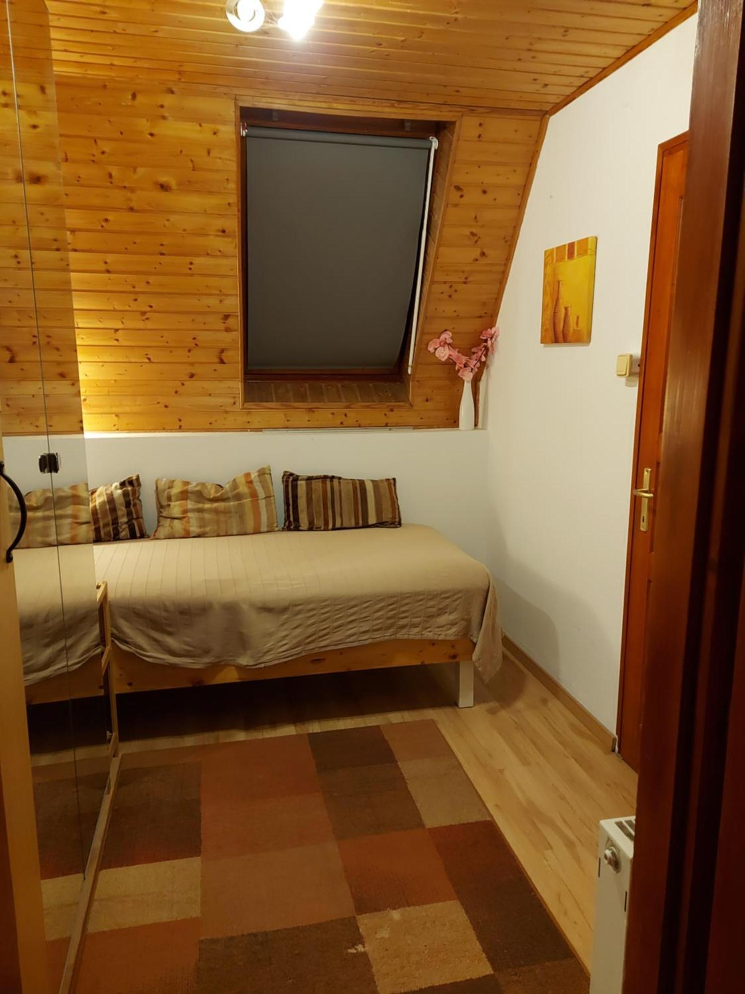 Attila-Apartman Budaoers Eksteriør bilde